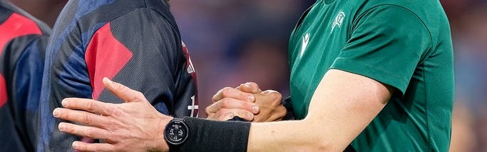 曼联欧联杯四分之一决赛：红魔的惊天逆转与狼队的遗憾