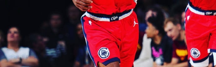 战神卡！伦纳德三分线内12中11 关键一攻一防杀死比赛