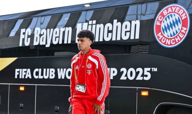 TA：埃弗顿有意19岁拜仁左后卫亚当-阿兹努