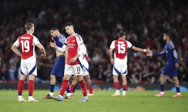 “铁血防守”制造8年最快丢球，恐惧中的阿森纳什么也做不了