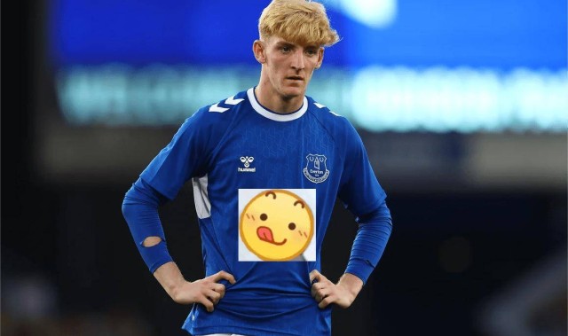 据报道，利物浦考虑签下德甲后卫，解约条款高达7400万英镑