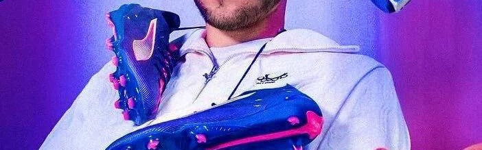 巴黎圣日耳曼欲签下门将舍瓦里耶备战多纳鲁马离队