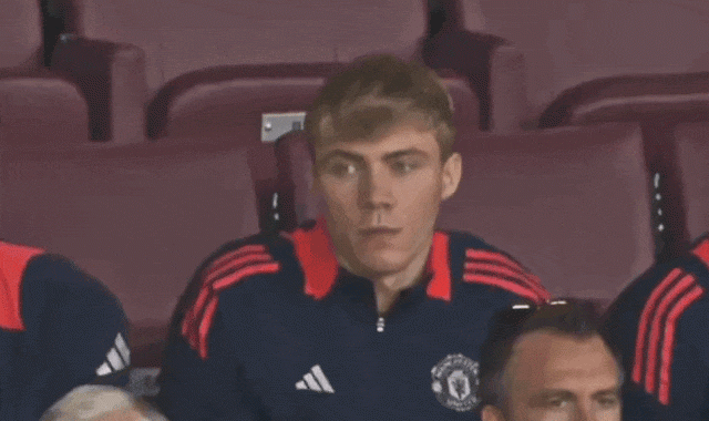 曼联锁定新中锋，清洗霍伊伦德，或租借回意甲效仿拉什福德