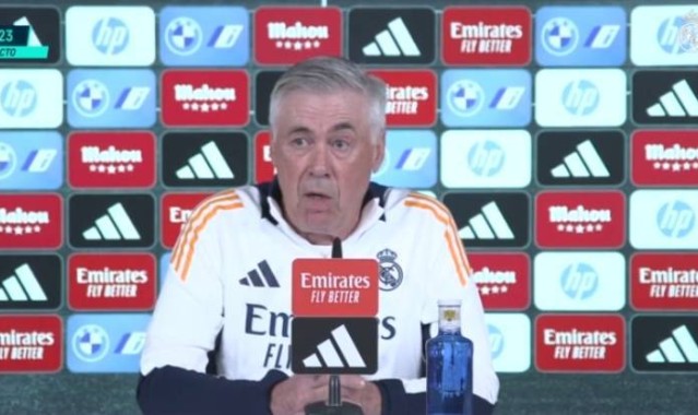 安切洛蒂：看了欧冠半决赛，巴萨差一点就晋级决赛，祝贺国米巴黎