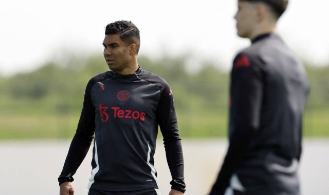 曼联“钞”能力再现？豪购姆贝乌莫库尼亚，专家：1.5亿镑随便花！