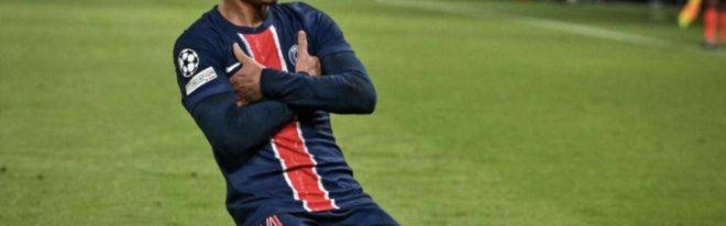 费迪南德盛赞杜埃：19岁少年自信踢法无上限