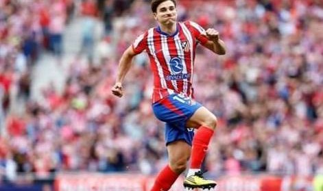 0比4惨败！西甲劲旅马竞被大巴黎打成筛子，阿尔瓦雷斯碌碌无为