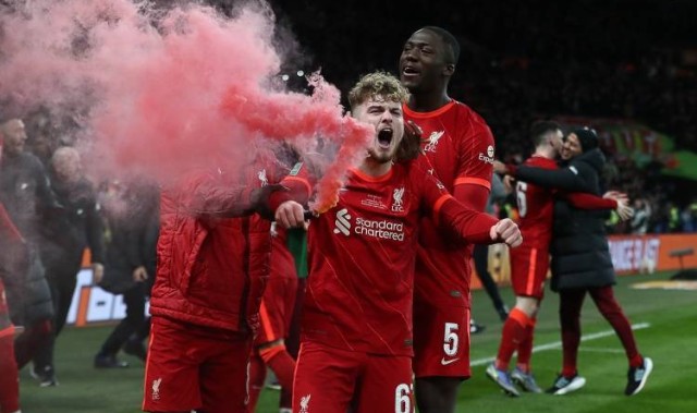 埃利奥特：我当然想继续留在利物浦 我们都期待本月底的夺冠游行