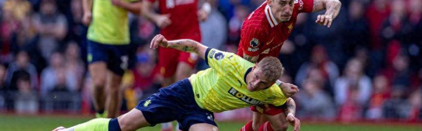 英超回顾：标准躺赢！一觉醒来又多2分，枪手险平曼联，红军做梦都要笑醒