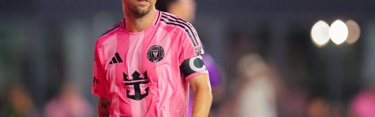 恩里克：执教梅西太简单！他做的事情超出人类能力范围！