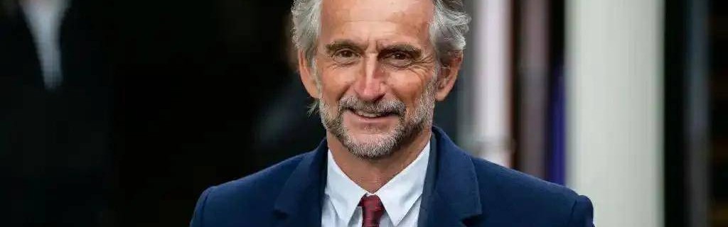 废品换天才杜埃，大巴黎夺冠感谢曼联，红魔成大冤种接盘侠